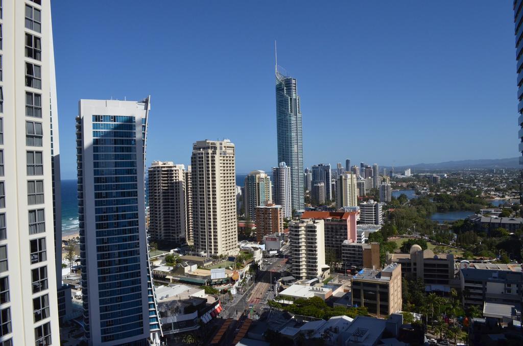 Great Escape At Chevron Renaissance Apartman Gold Coast Kültér fotó