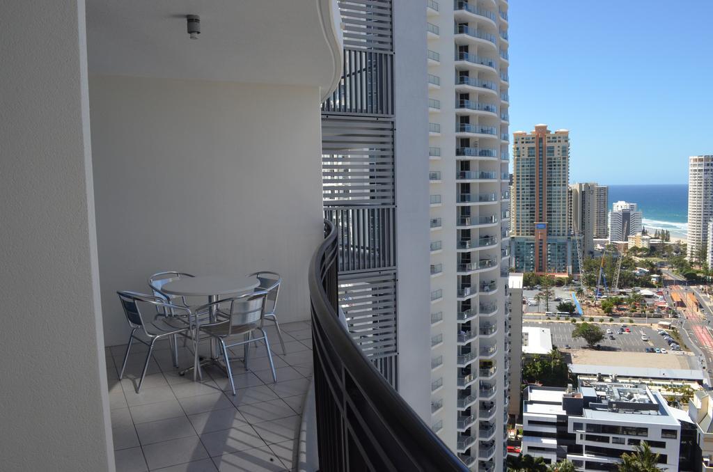 Great Escape At Chevron Renaissance Apartman Gold Coast Kültér fotó